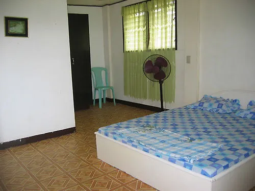 Looc Garden Hotel 2*